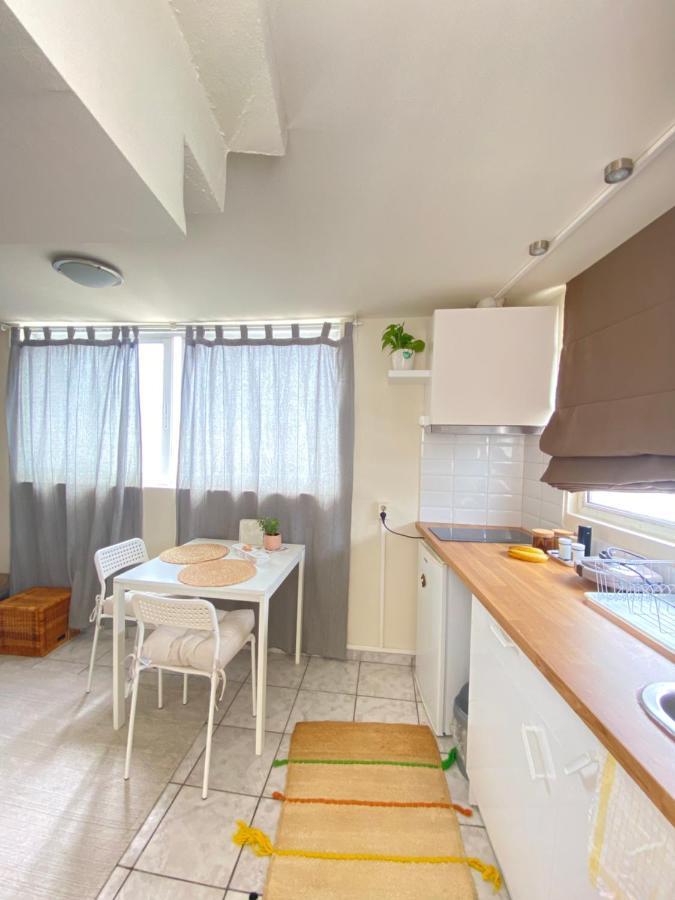 Private Apt. Acropolis View. Top Floor. Koukaki Athens Exterior photo